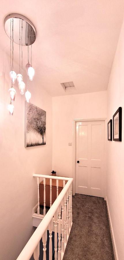 Hartoft St - 2 Bed Near River يورك المظهر الخارجي الصورة