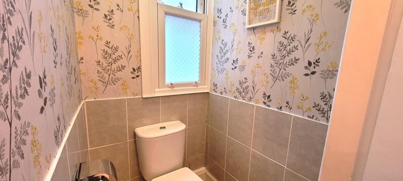 Hartoft St - 2 Bed Near River يورك المظهر الخارجي الصورة