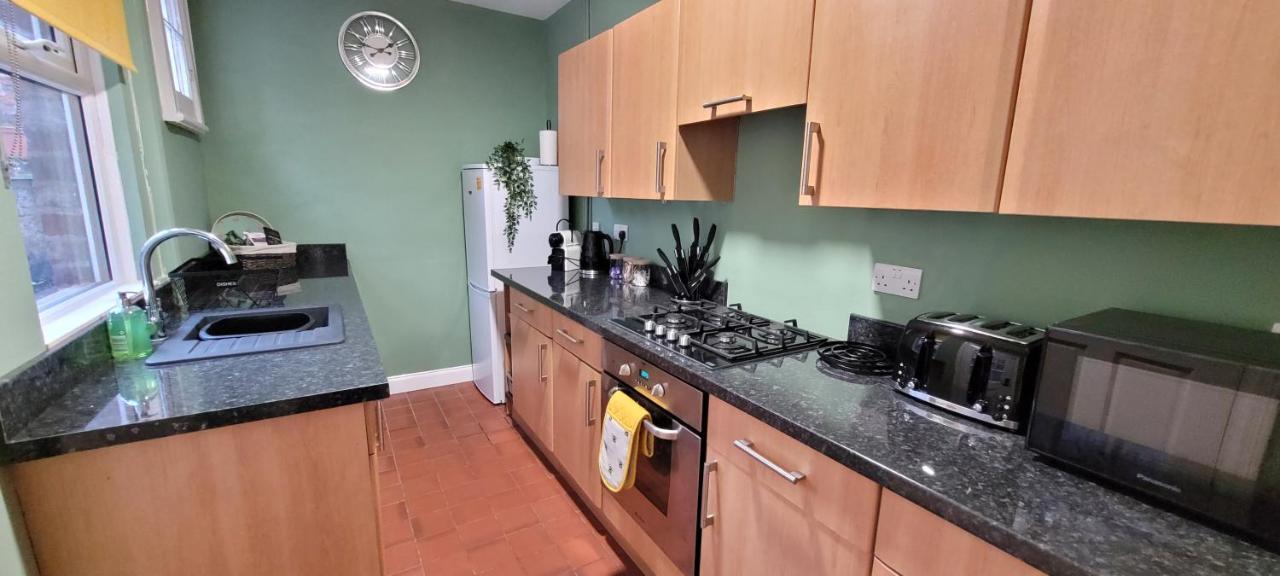 Hartoft St - 2 Bed Near River يورك المظهر الخارجي الصورة